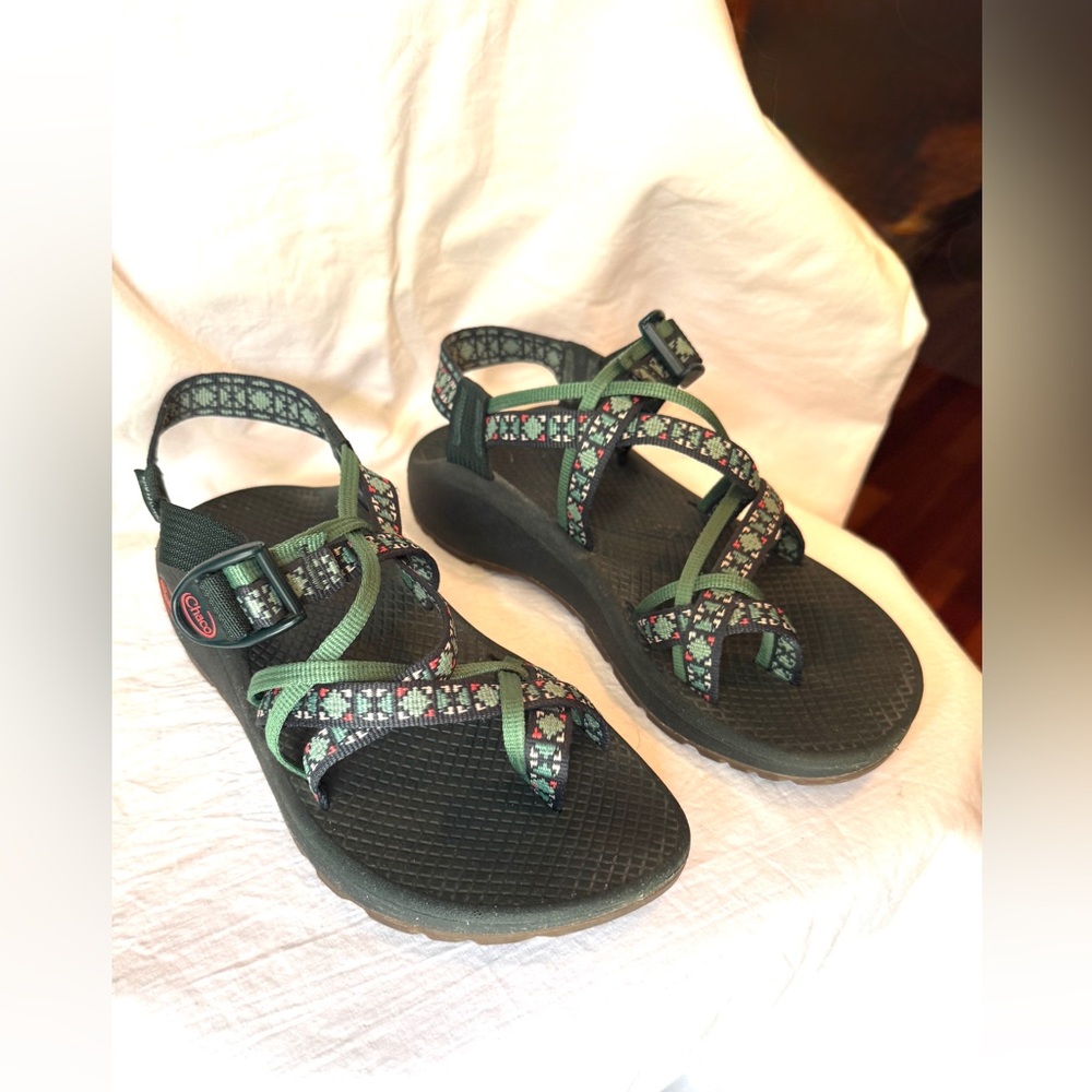 Chaco Women’s Size 7 Sandals Multicolor Straps - Picture 7 of 7